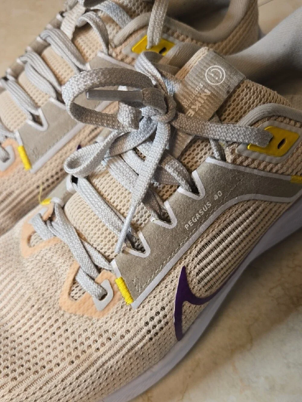 Nike Air Zoom Pegasus 40 Guava Ice/Vivid Purple Running Shoes - Picture 4 of 9